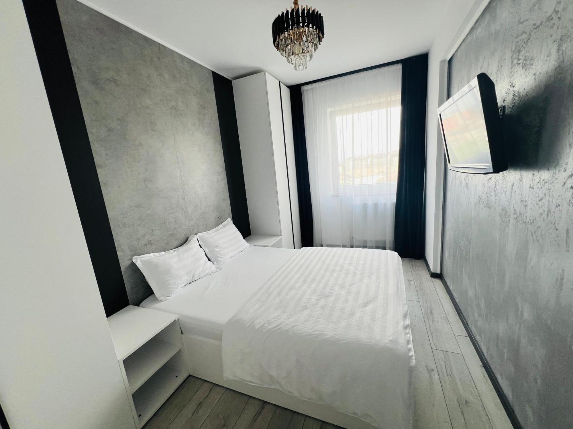 The Silver Grove Oradea Ngoại thất bức ảnh