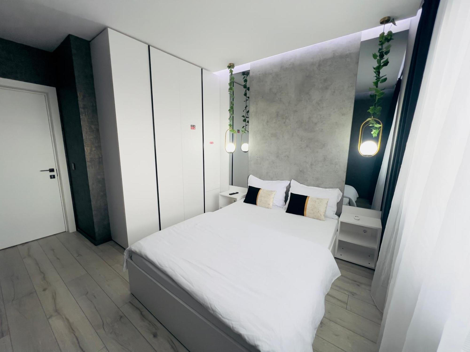The Silver Grove Oradea Ngoại thất bức ảnh